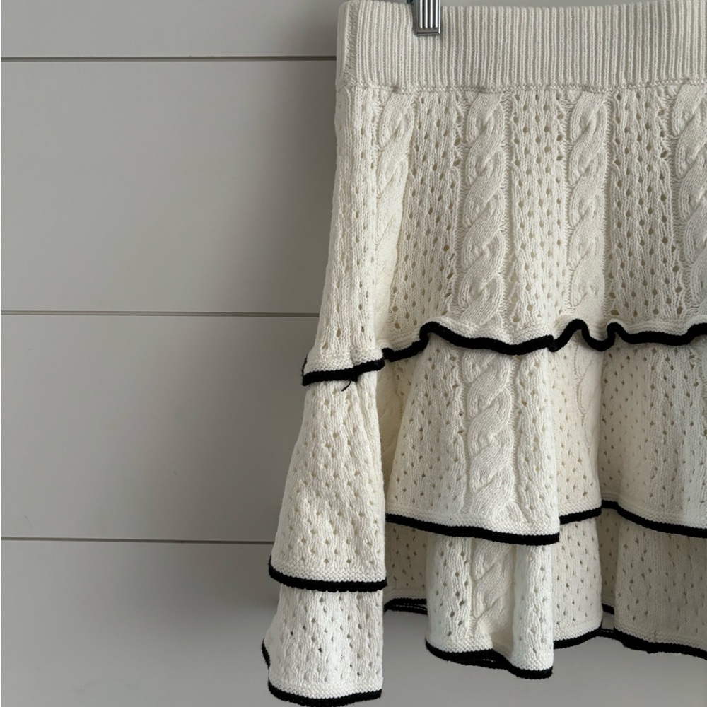 JOIE | Tanya tiered sweater skirt M - Picture 4 of 10